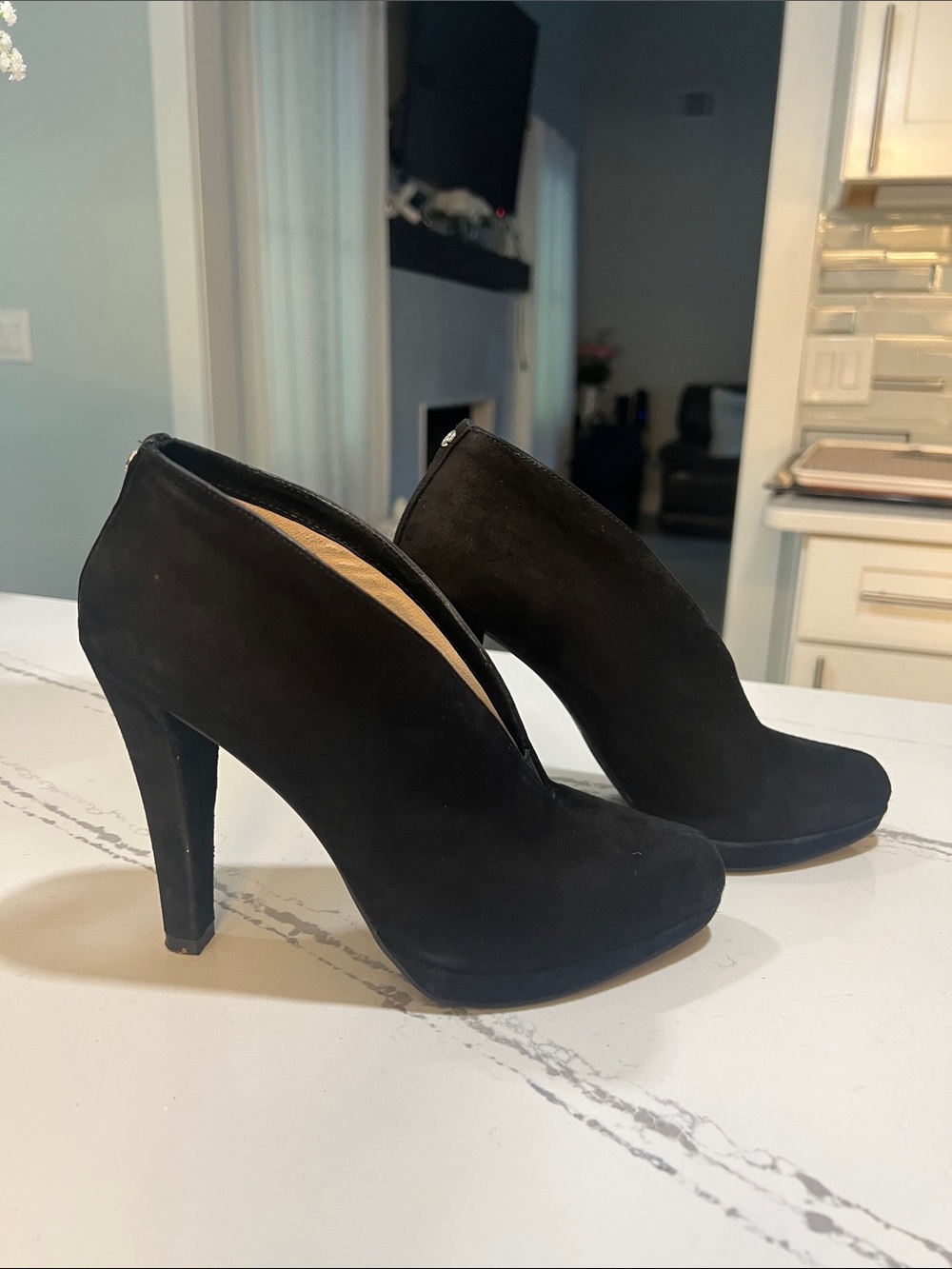 Michael Kors Black Suede High Heel Ankle Booties platform size 7